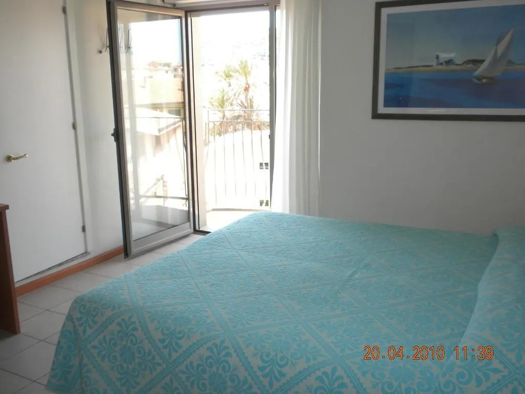 ***  Hotel La Roccia Palau Italy